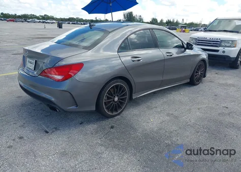 2014 Mercedes-Benz Cla 250 z USA, uszkodzony, nr VIN WDDSJ4EB5EN028819